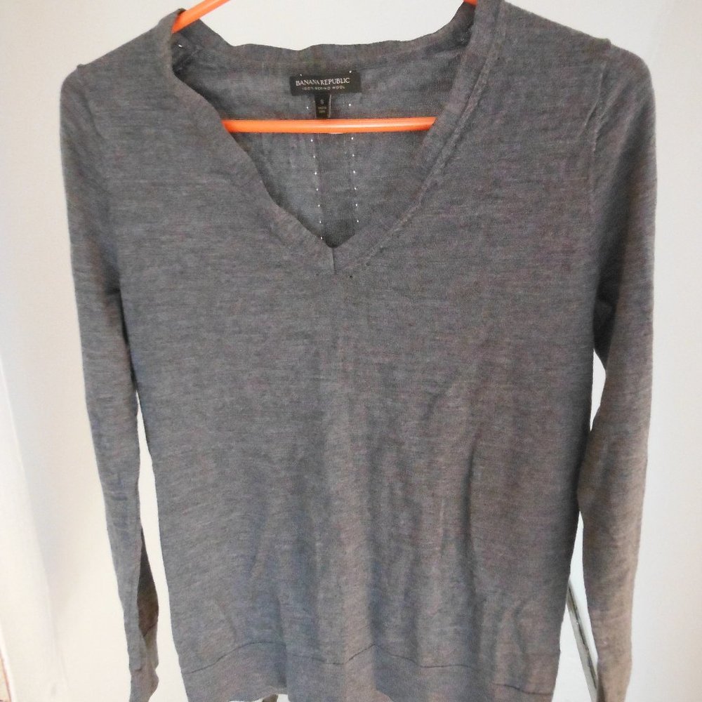 Banana Republic Women's Merino Wool Sweater Small